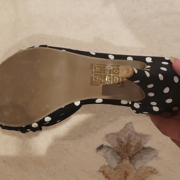 Polka-dot heels - Picture 3 of 4